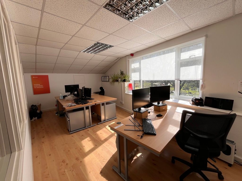 Property photo 2 of 7 Photo 2