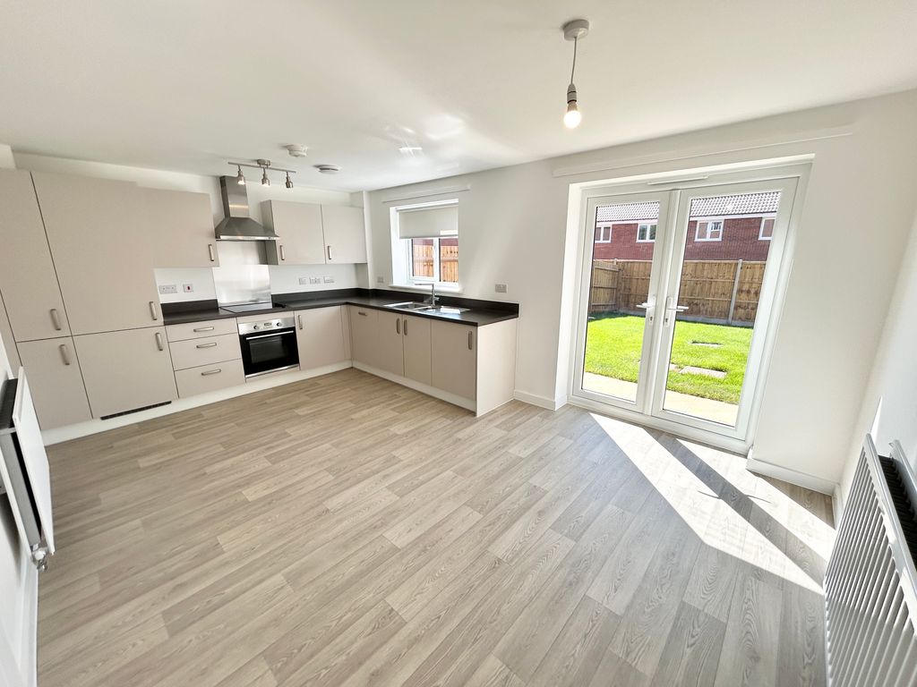 Property photo 3 of 25 Img_5180