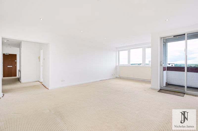 Property photo 2 of 17 Photo 7