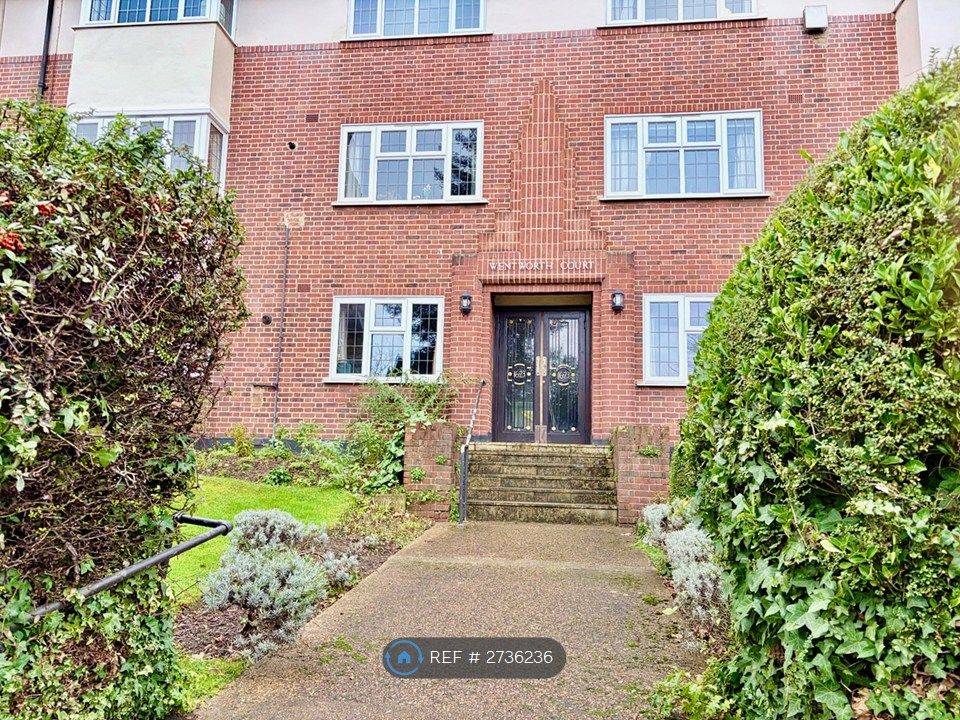 Property photo 1 of 16 St Marks Hill