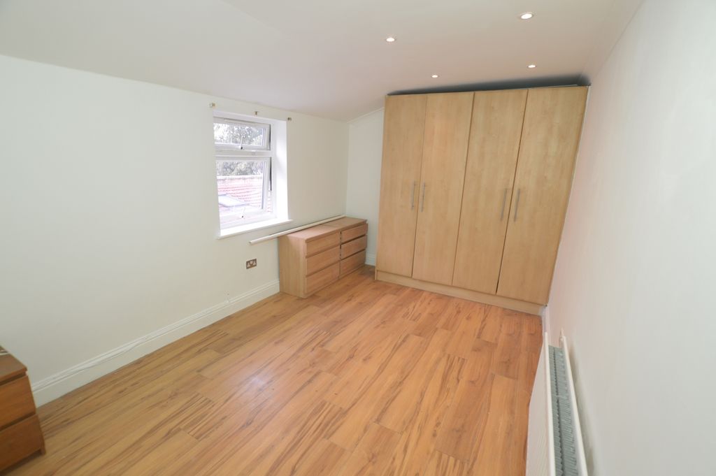 Property photo 1 of 6 Dsc_0345