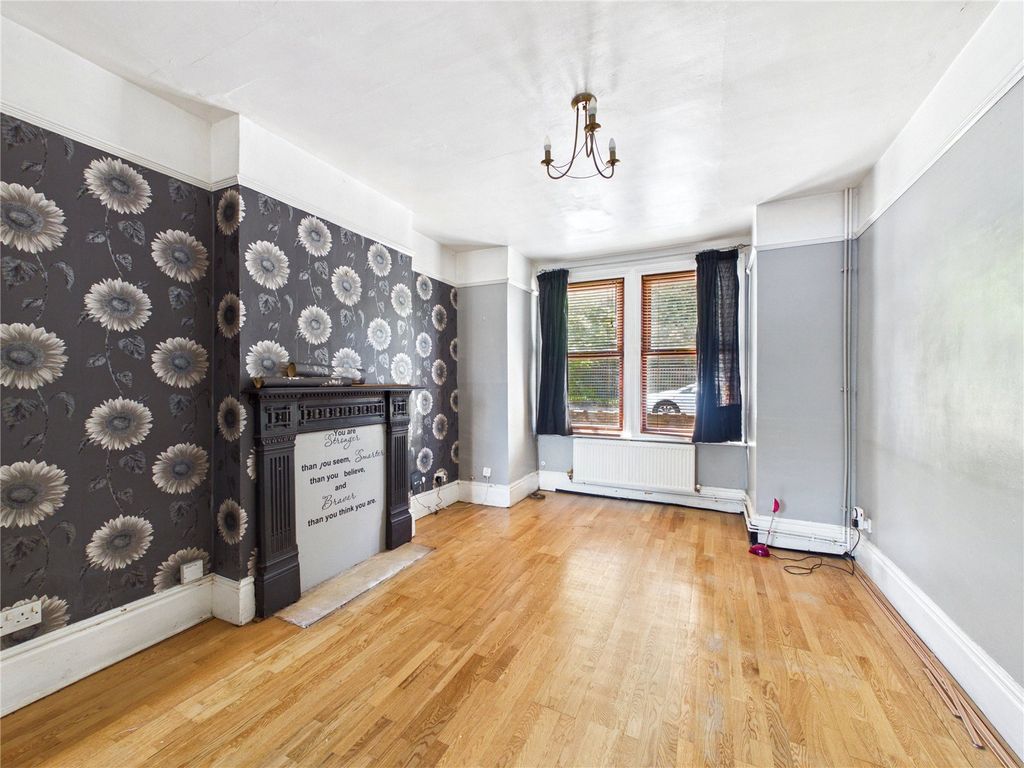 Property photo 2 of 10 Picture No. 02