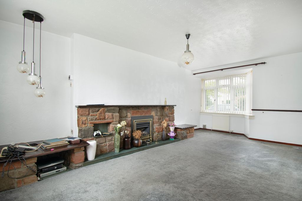Property photo 3 of 24