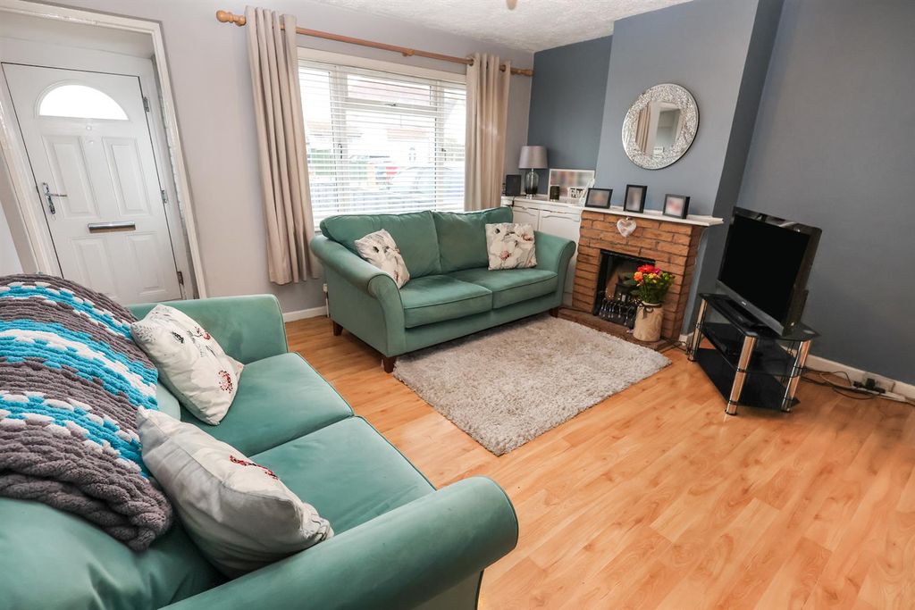 Property photo 3 of 9 45 Dennis Way - Lounge 2.Jpg