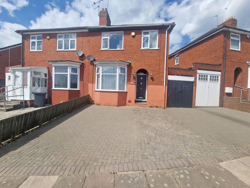 Property photo 2 of 22