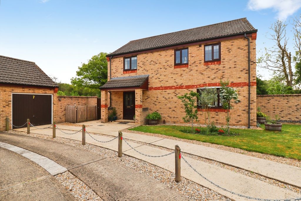 Property photo 1 of 25 Pbox-Img.Jpg