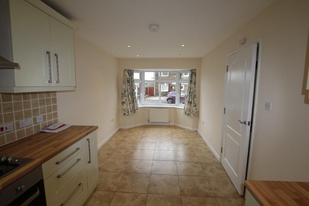 Property photo 3 of 24