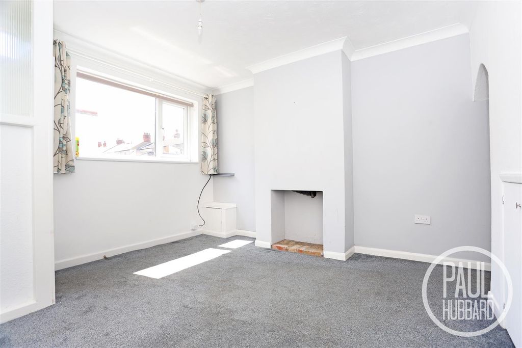 Property photo 2 of 11 Img_8112.Jpg