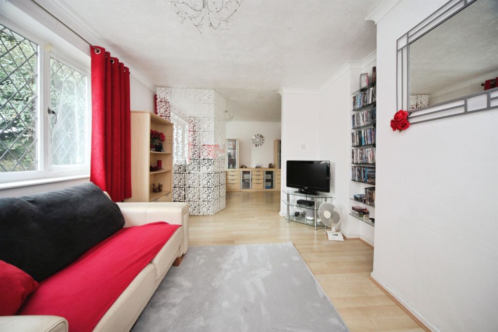 Property photo 2 of 19