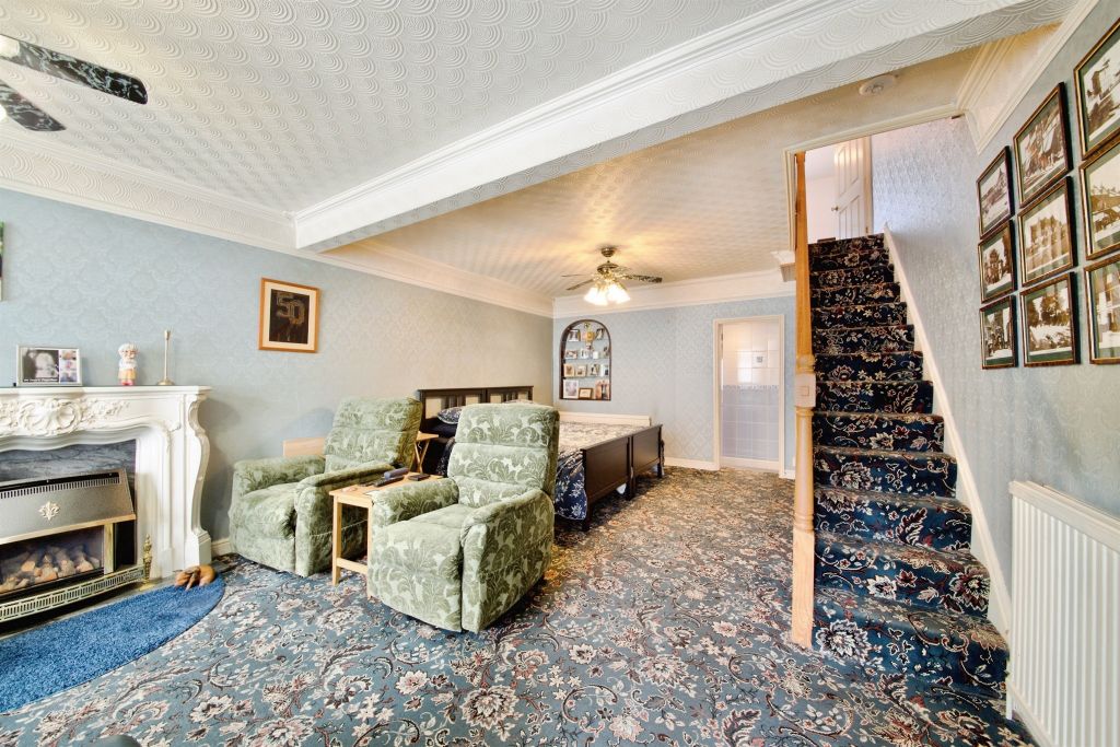 Property photo 3 of 18