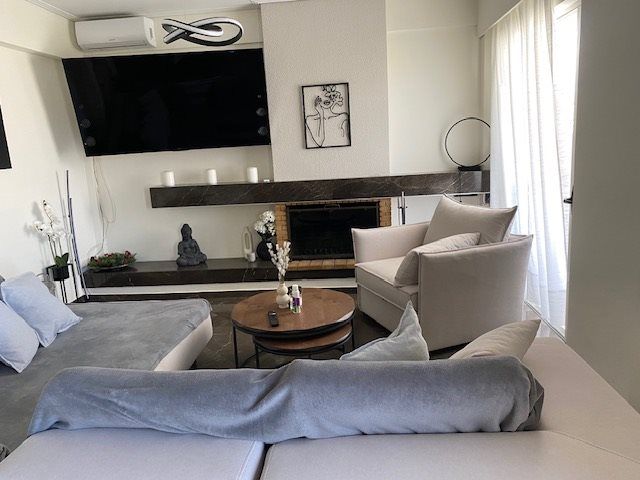Property photo 1 of 21 Apartment In Marousi
