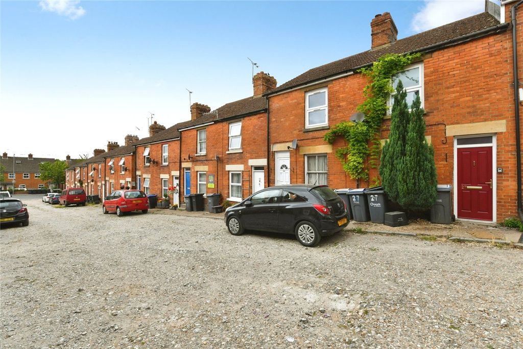 Property photo 1 of 15 Picture No. 22