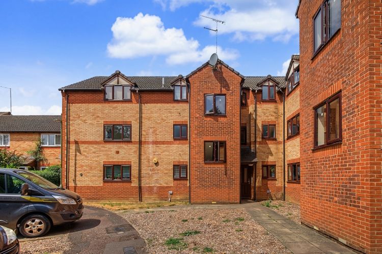 Property photo 1 of 8 333829