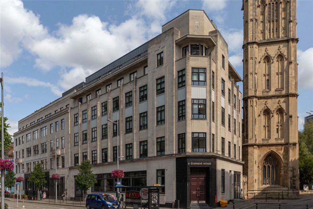 Property photo 2 of 15 Picture No. 34