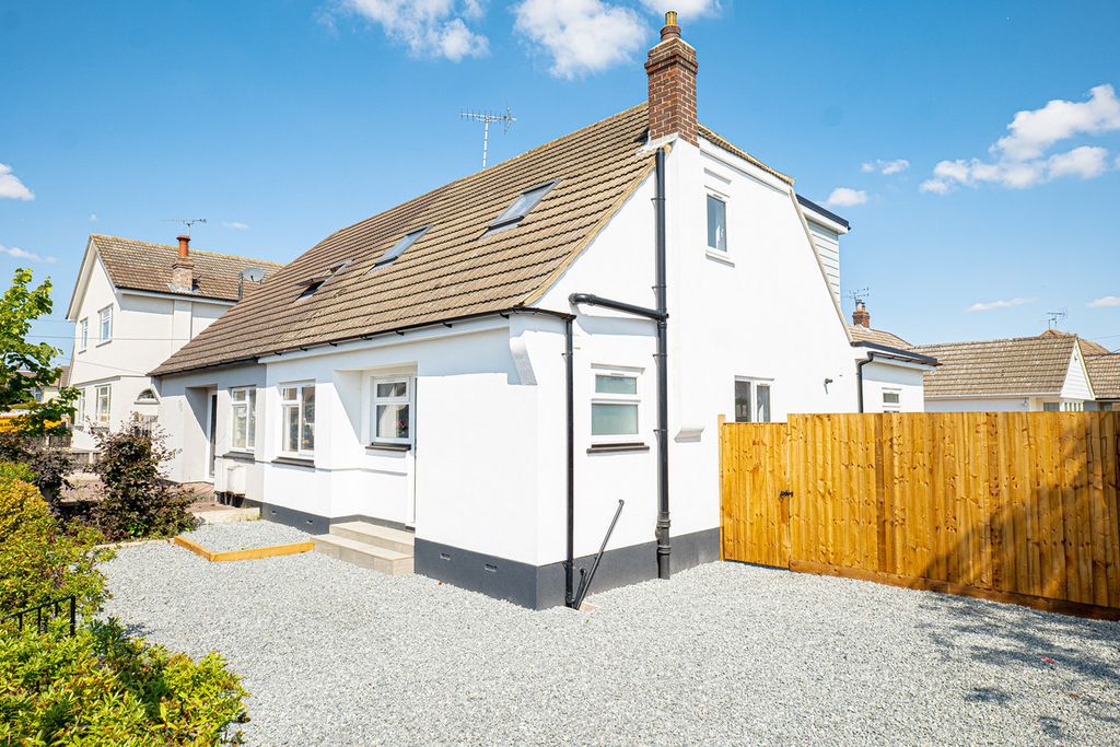 Property photo 1 of 29