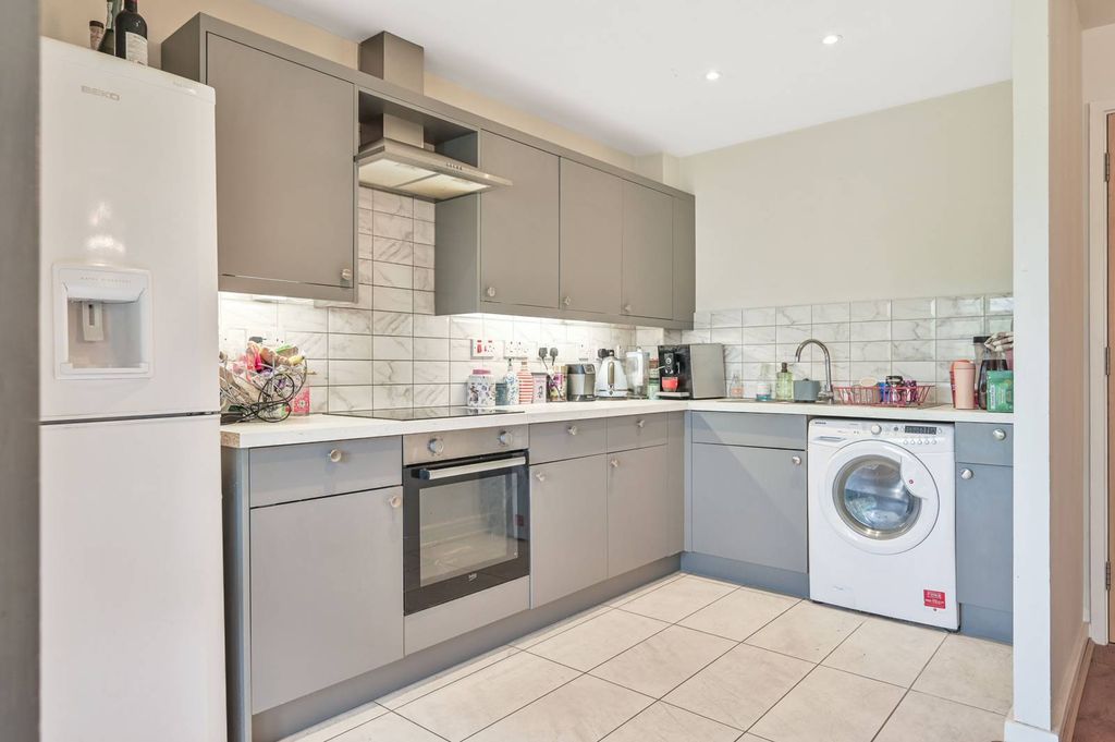 Property photo 1 of 5