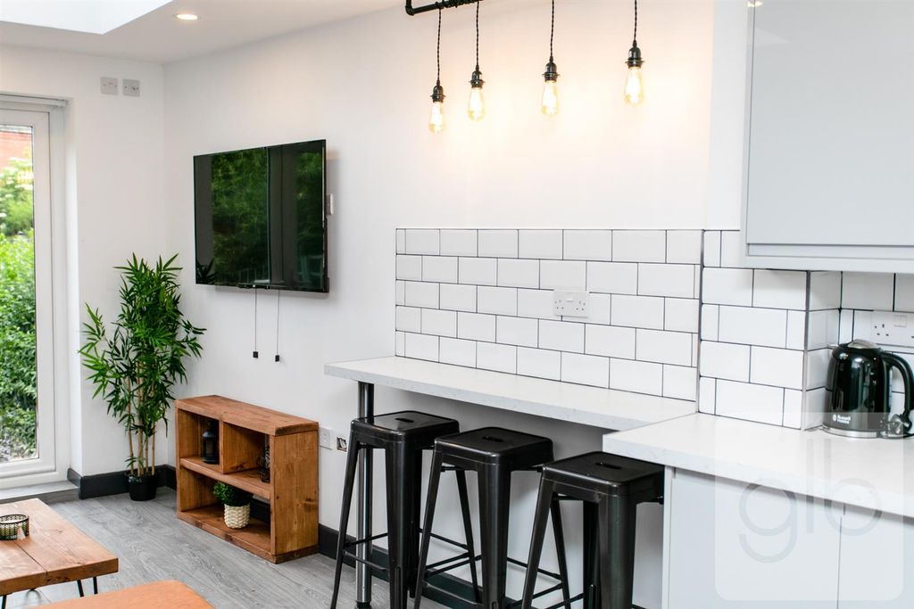 Property photo 2 of 16 3.Png