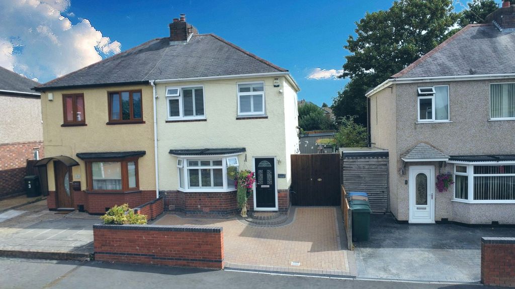 Property photo 1 of 44