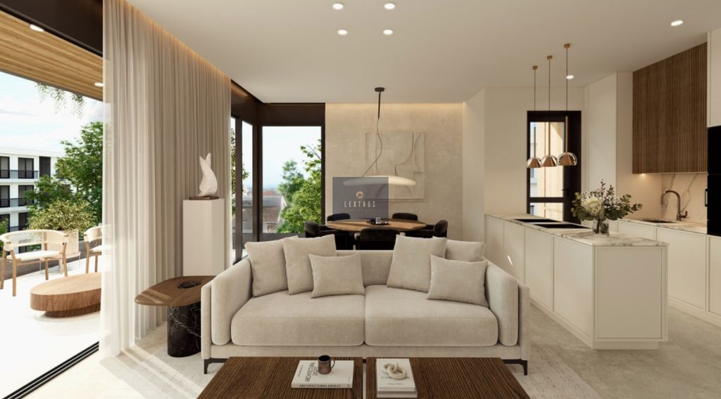 Property photo 1 of 3