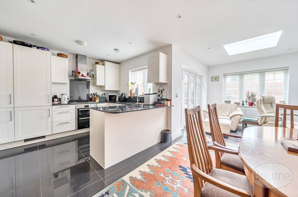 Property photo 2 of 18 Picture 2