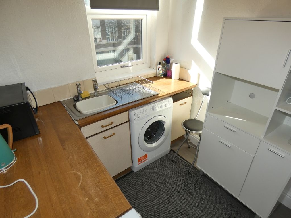 Property photo 3 of 8 Rent_Pal146x_3