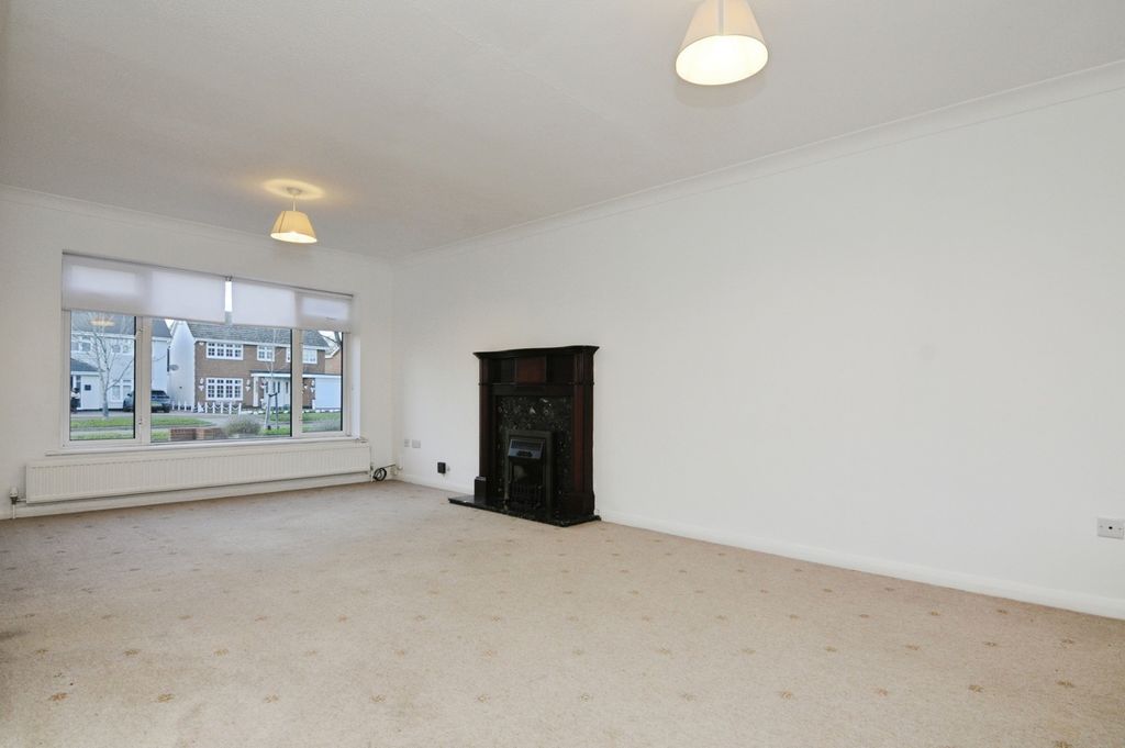 Property photo 3 of 19 Pbox-Img.Jpg