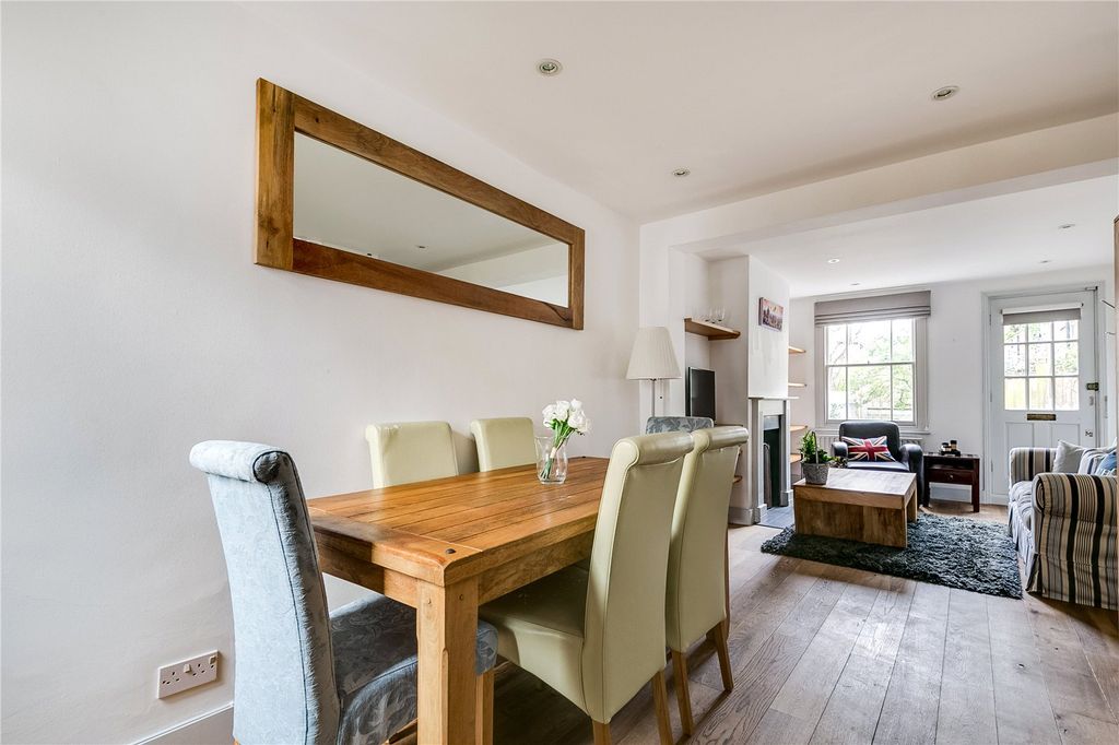 Property photo 1 of 11 Picture No. 05