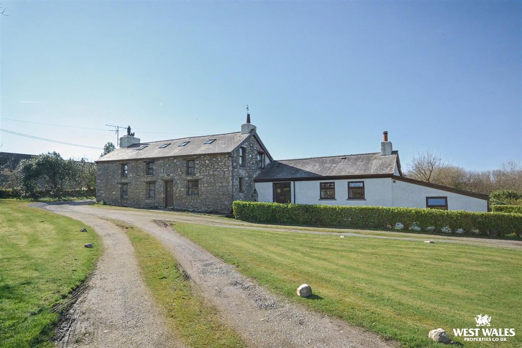 Property photo 2 of 46 Front Of House