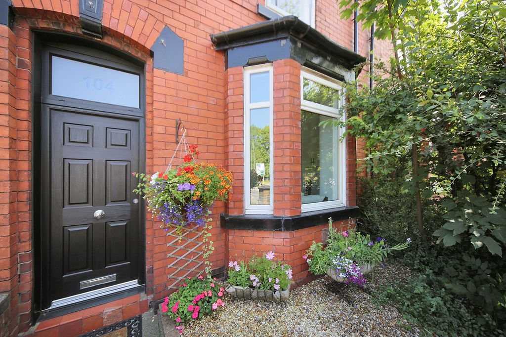 Property photo 1 of 23