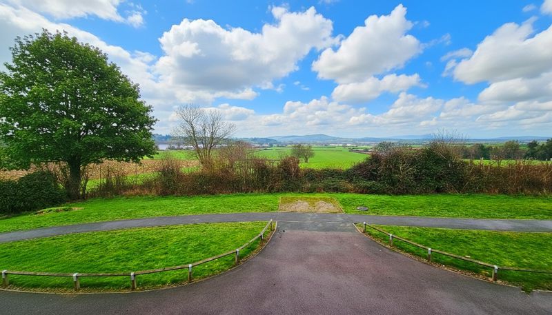 Property photo 3 of 25 Photo 27