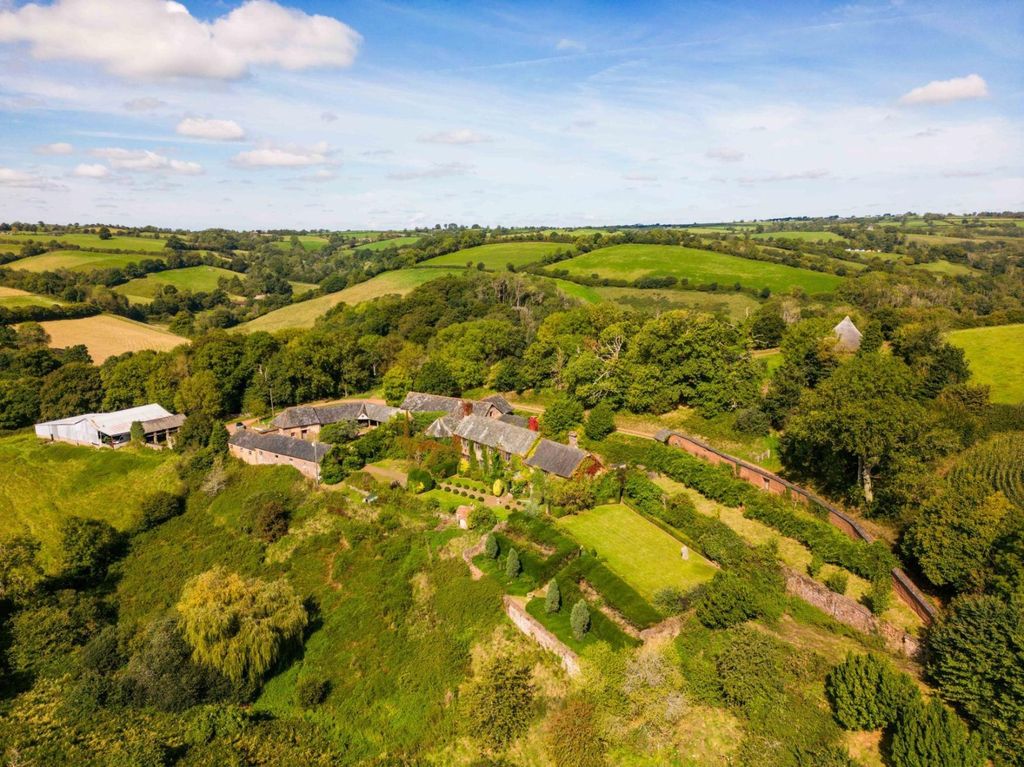 Property photo 2 of 25 Upcott Barton