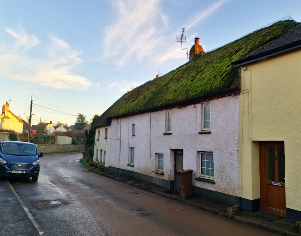 Property photo 1 of 41