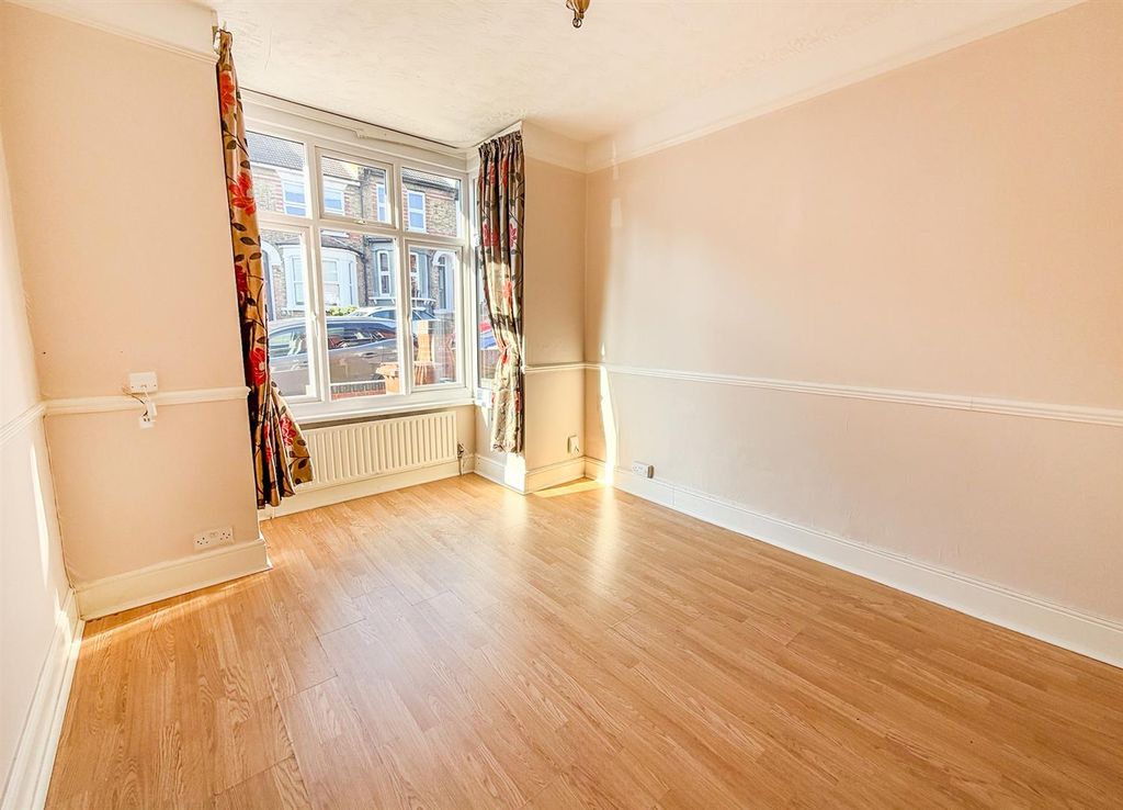 Property photo 3 of 15 Screenshot 2026-04-02 At 13.48.55.Jpg