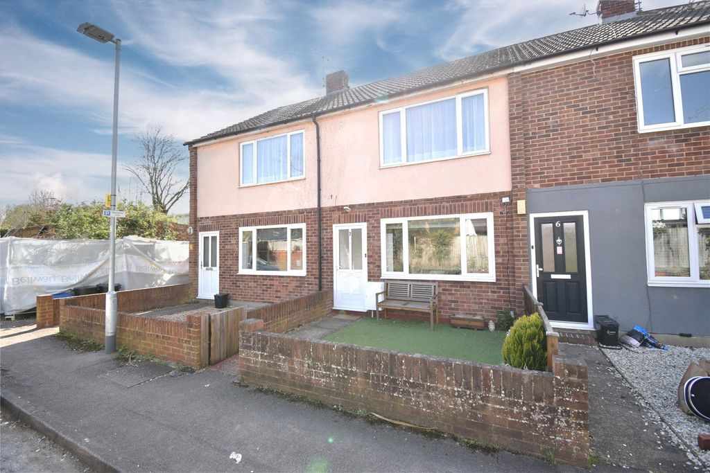 Property photo 1 of 8 Picture No. 11