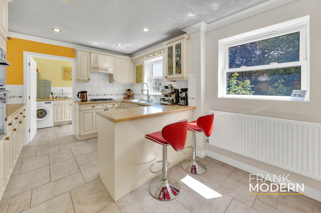 Property photo 3 of 49 Kitchen / Breakfast Nook