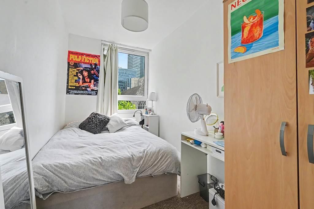 Property photo 1 of 16 03-2970Gcpmsc - 13 Munster Sq - Bedroom 3 -Origina