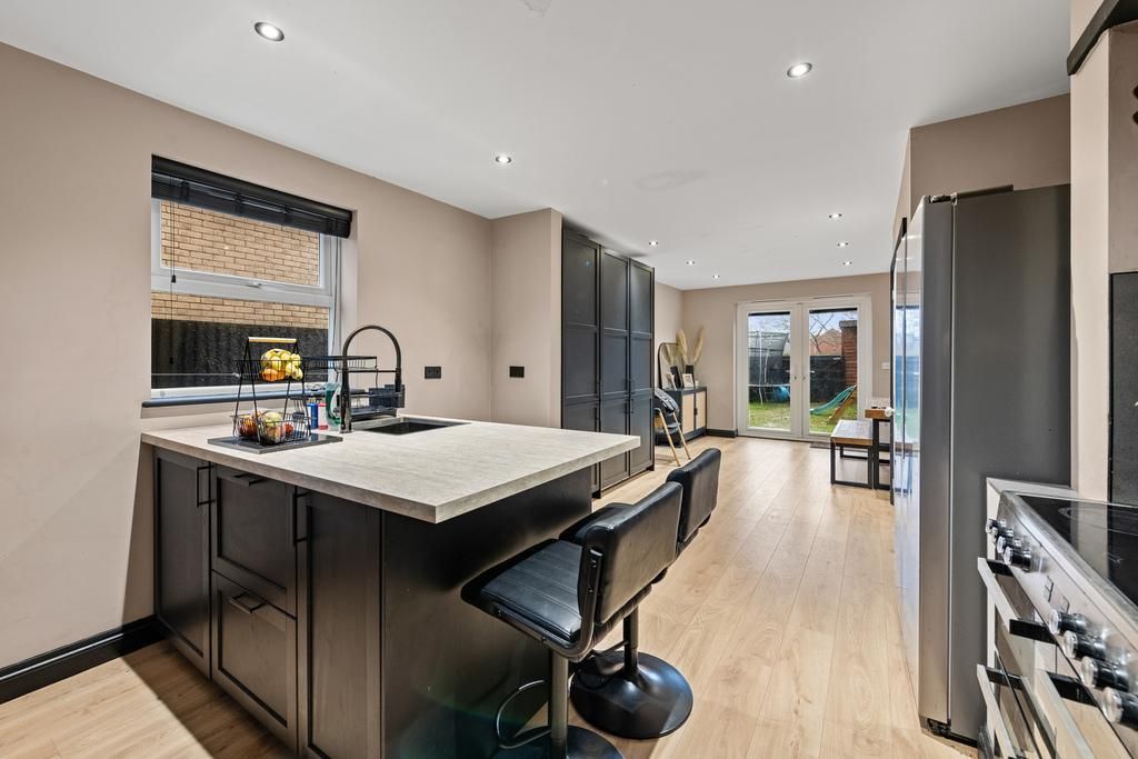 Property photo 1 of 20 Photo 1