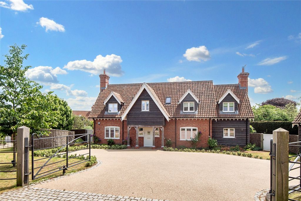 Property photo 1 of 17 Harbour Lodge