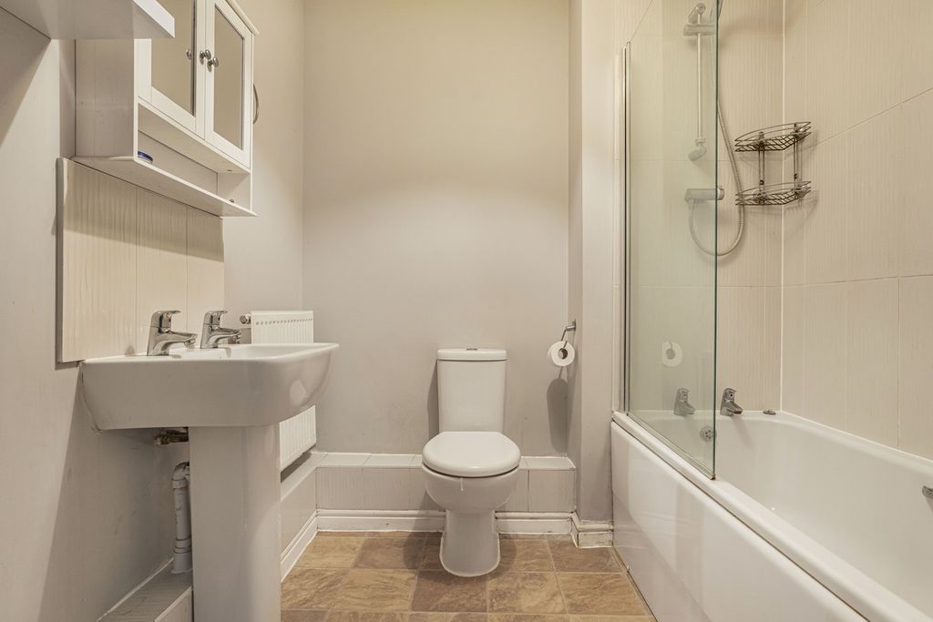 Additional image 6 of 1 bed flat for saleJackdaw Road, Didcot OX11