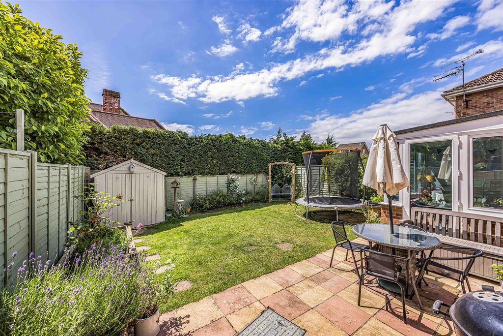 Property photo 3 of 26 12 Oakmont Drive, Waterlooville-Small-Porticomarke
