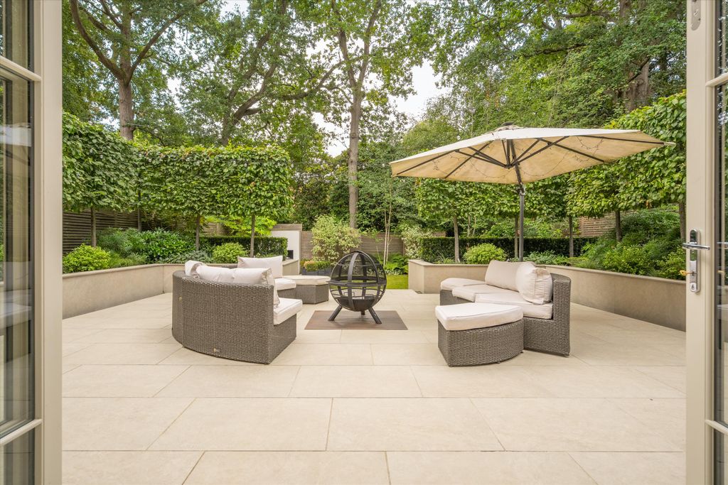 Property photo 3 of 22 Image