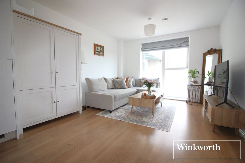 Property photo 2 of 6 Picture 2