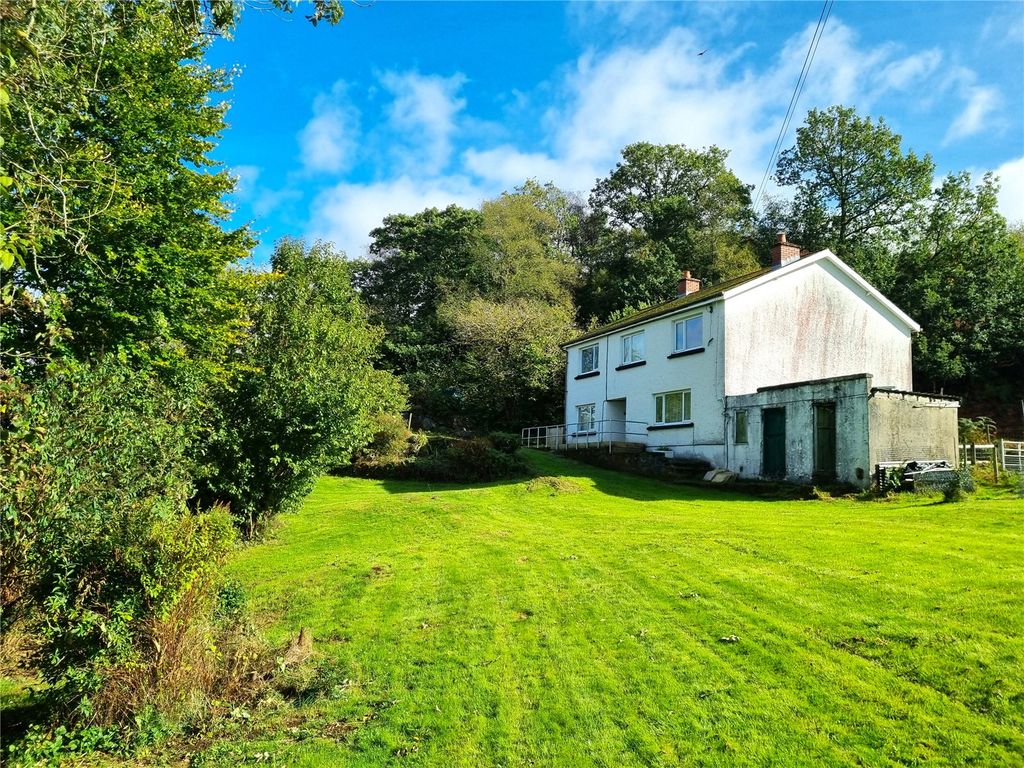 Property photo 2 of 34 Picture No. 01