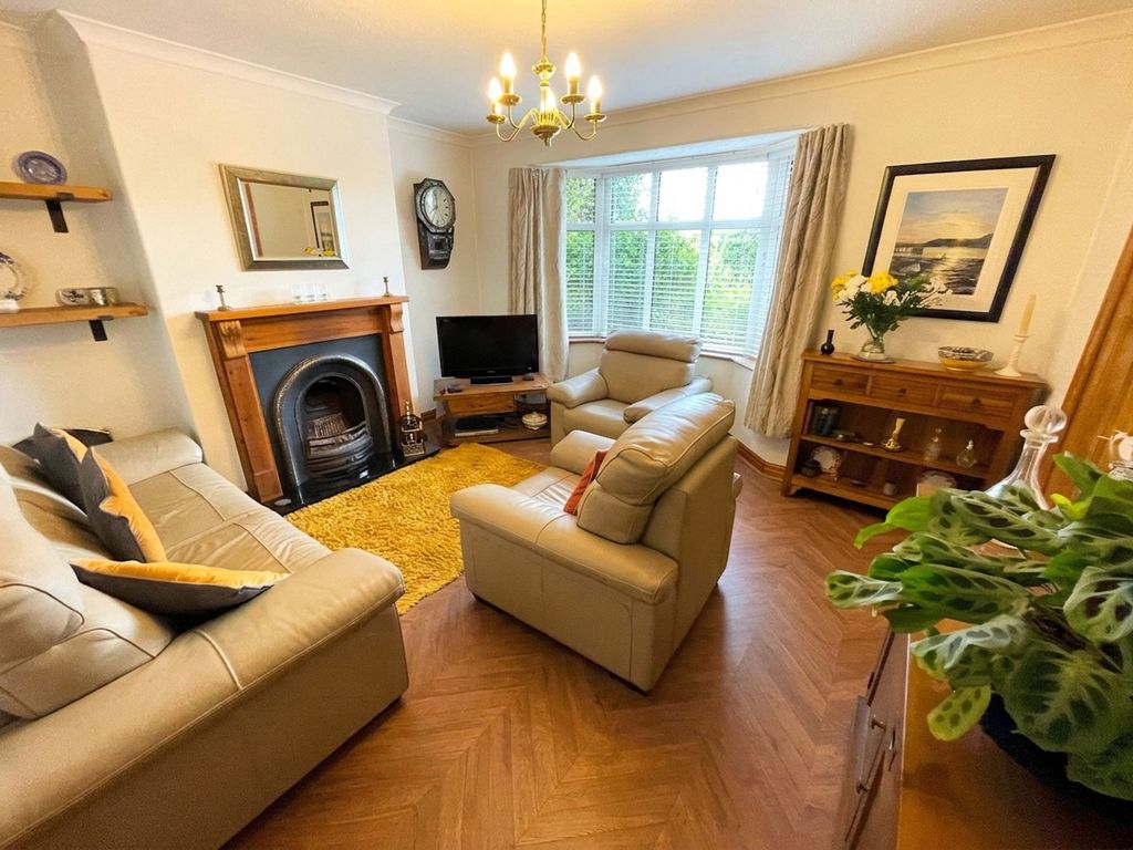 Property photo 3 of 26