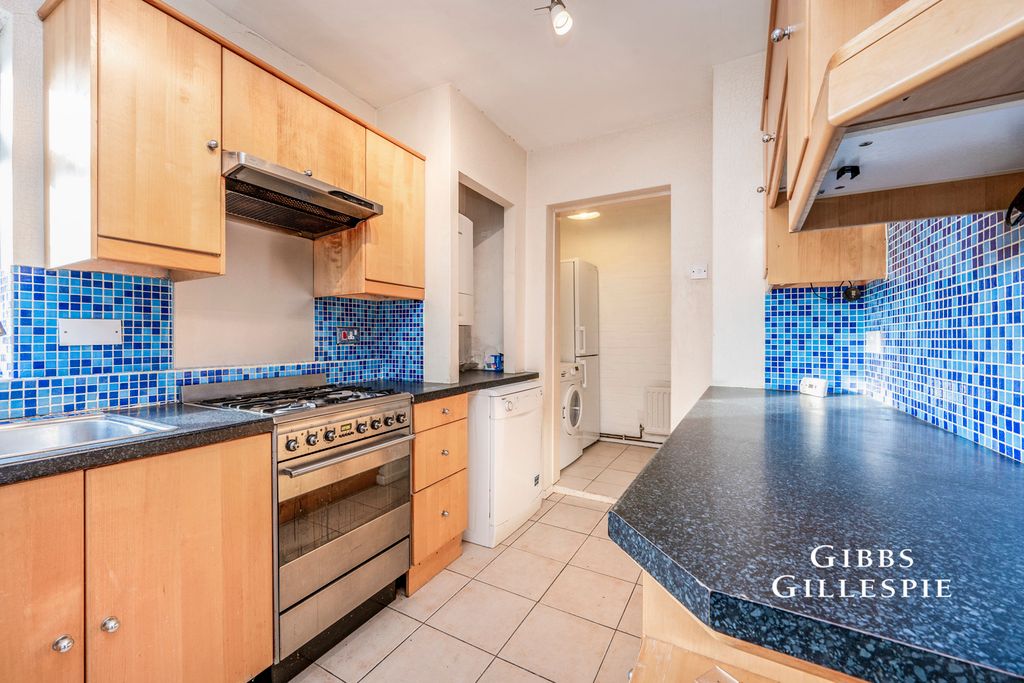 Property photo 2 of 17 Pbox-Img.Jpg