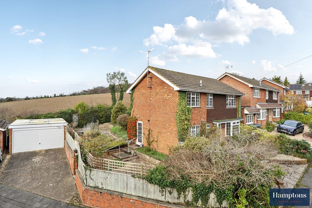 Property photo 2 of 12