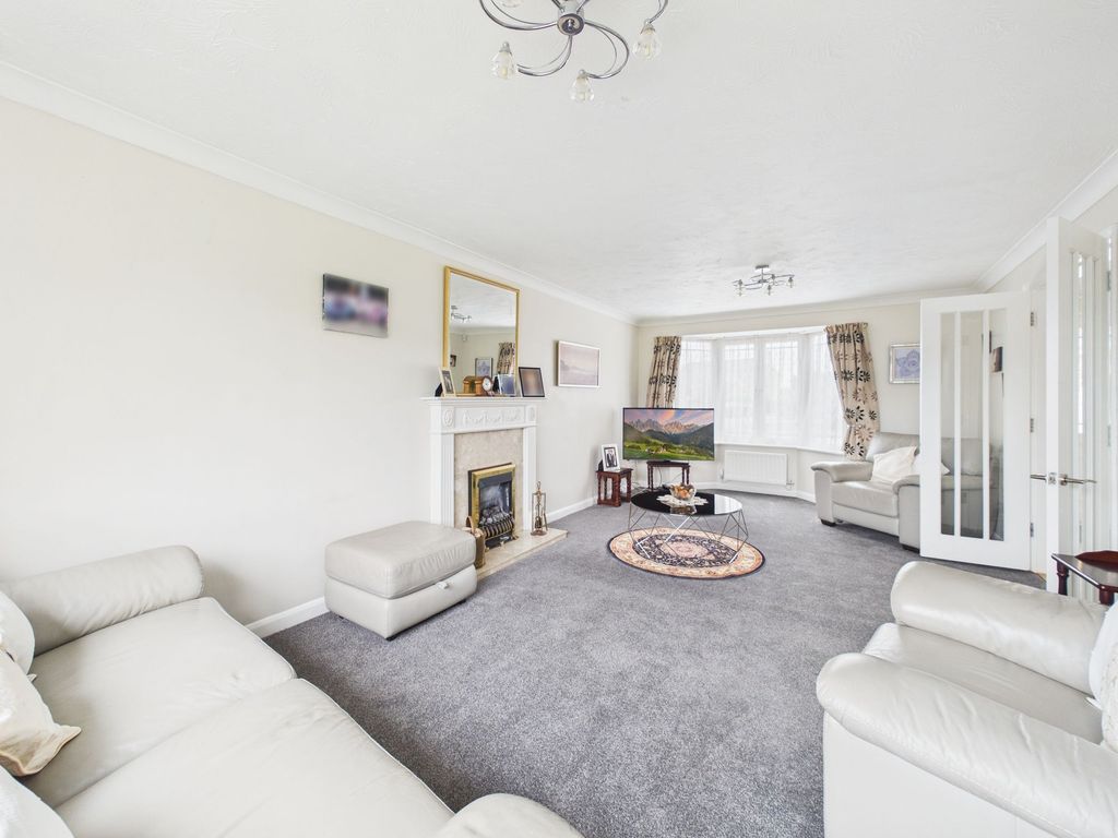 Property photo 3 of 20