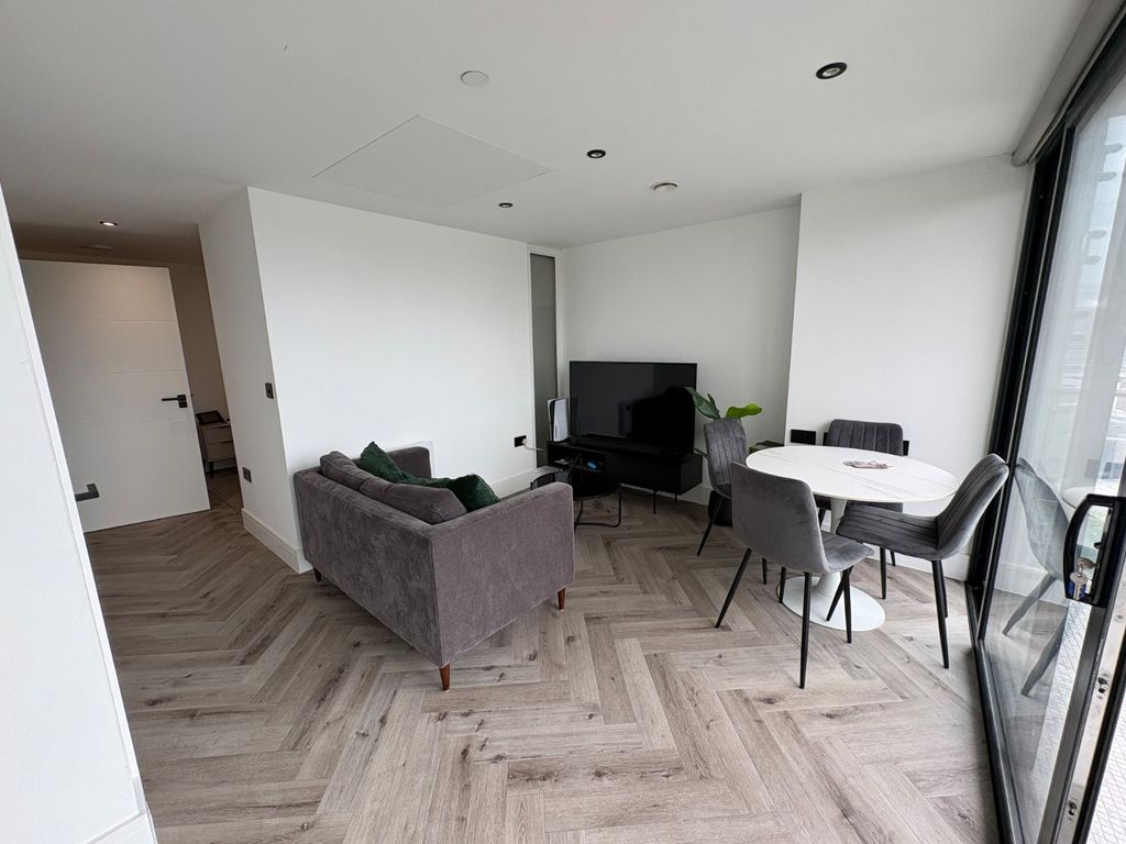 Property photo 2 of 7 Picture No. 06