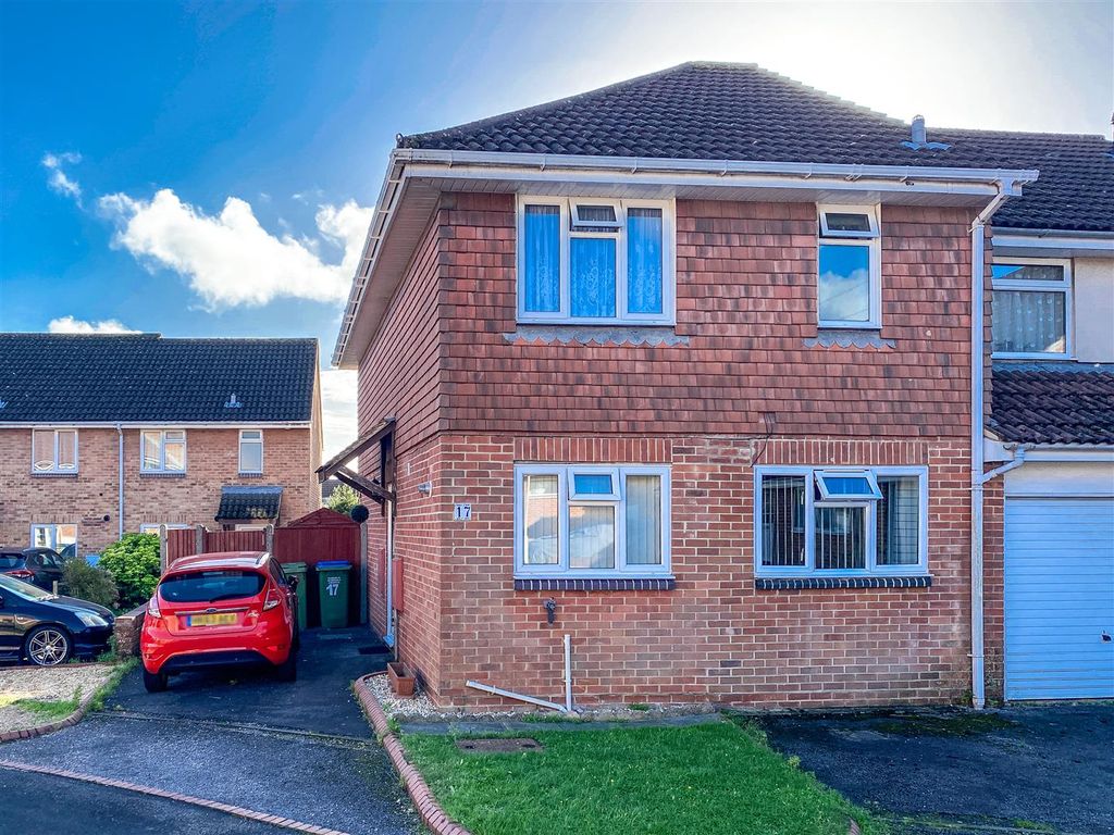 Property photo 1 of 15