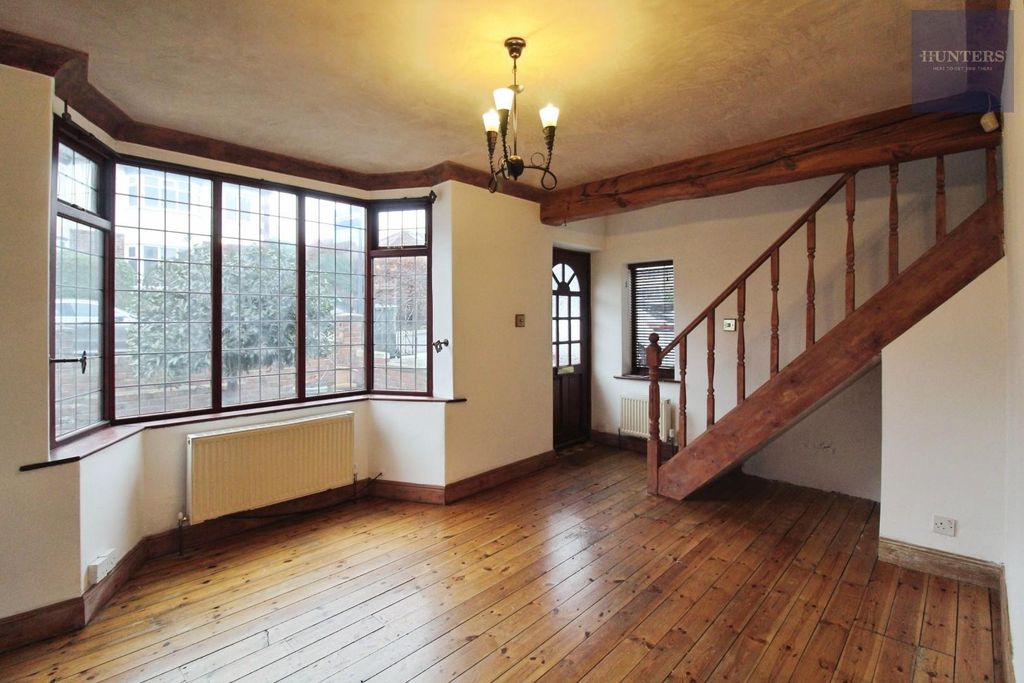 Property photo 2 of 20 Living Room